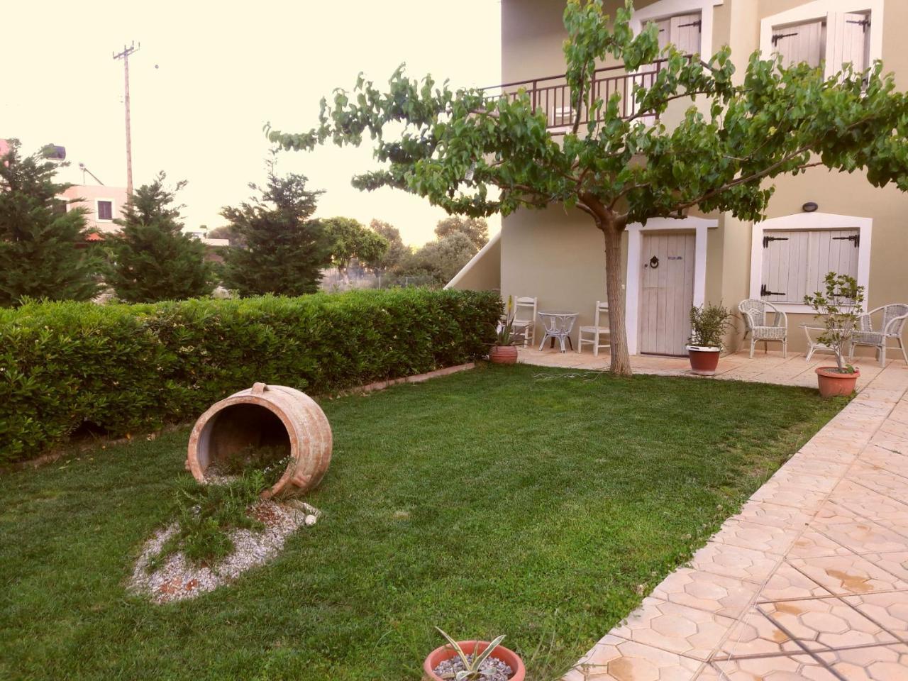 "Villa Kanavos" Apts Matala  Exterior photo