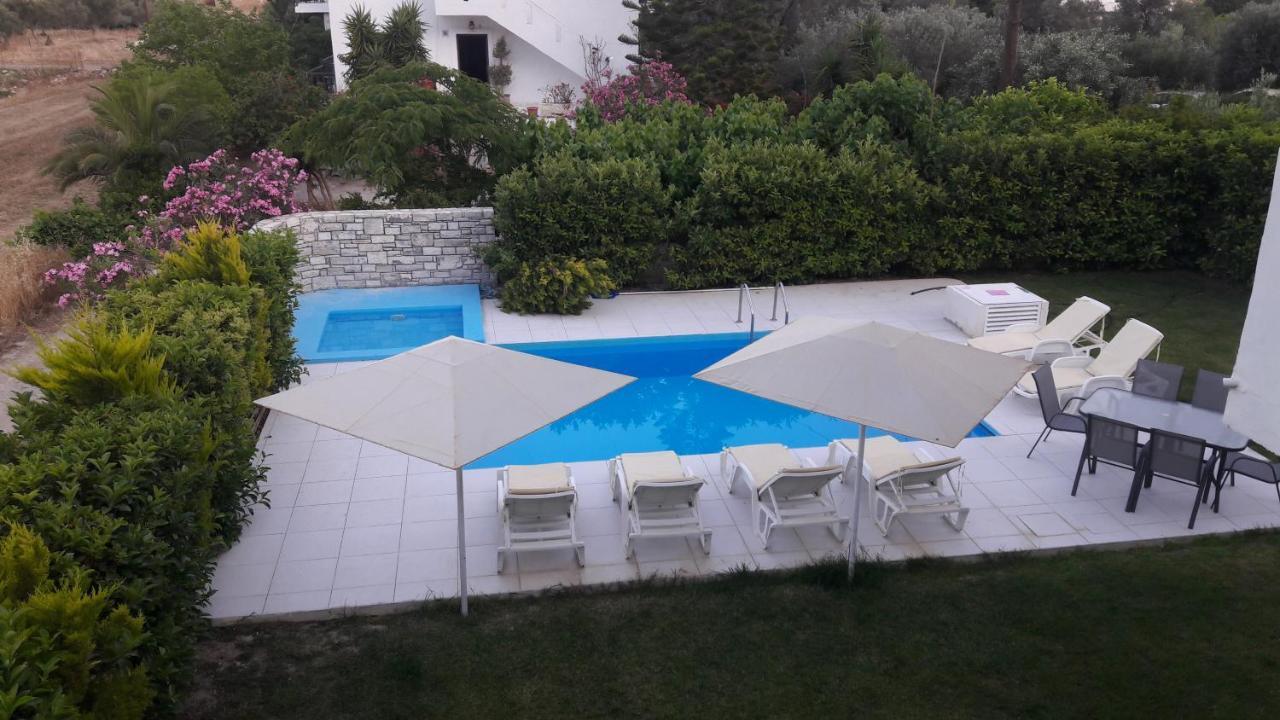 "Villa Kanavos" Apts Matala  Exterior photo